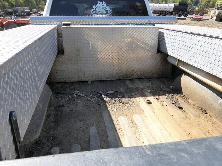 2020-dodge-ram-3500-image-11