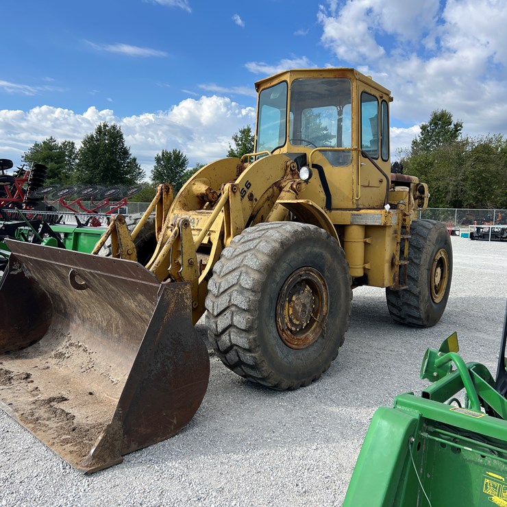 CATERPILLAR 966