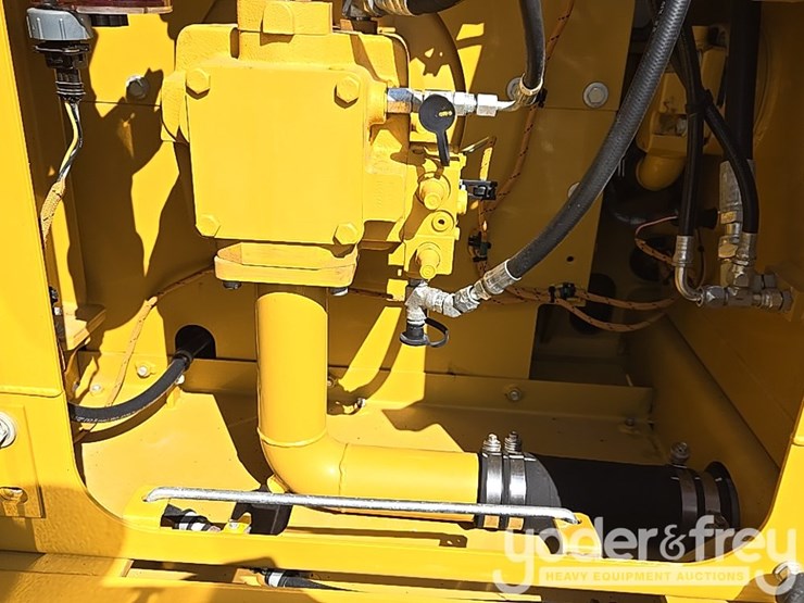 2018-caterpillar-313fl-image-24