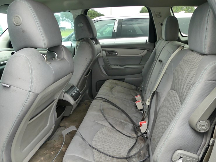 2013-chevrolet-traverse-image-7