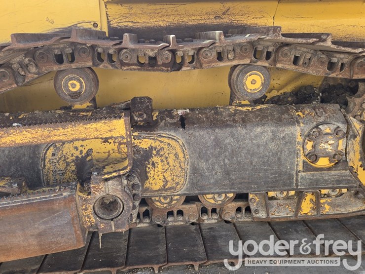 2022-komatsu-d65px-18-image-13