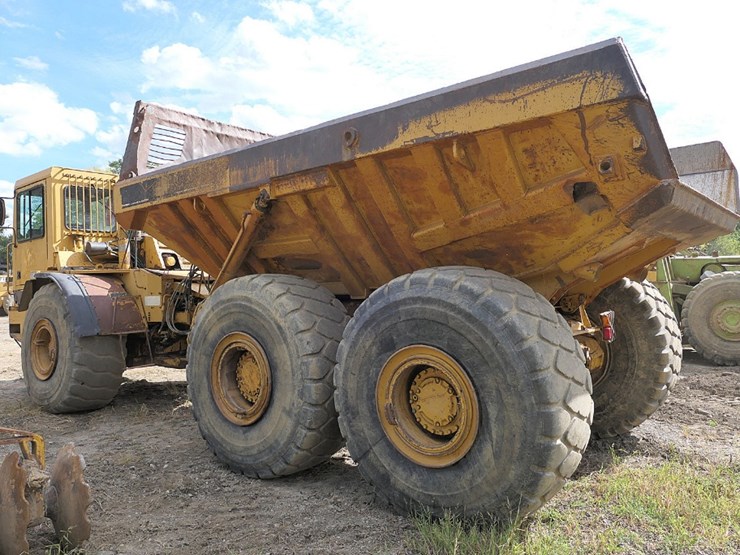 1994-caterpillar-d400d-image-4