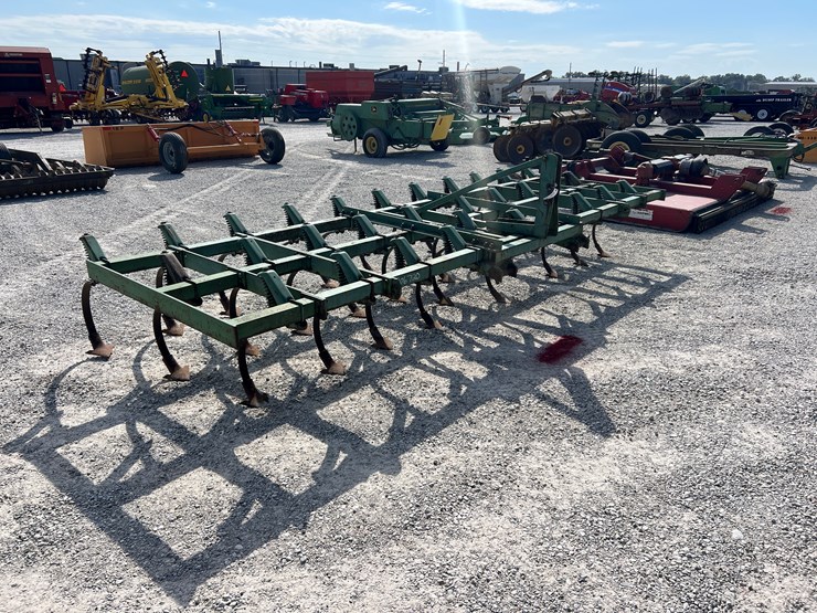 john-deere-1100-image-6
