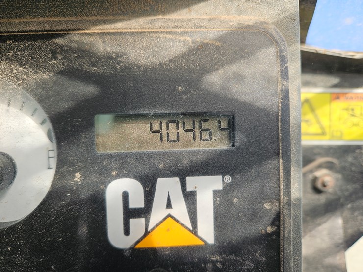 2008-caterpillar-256c-image-12