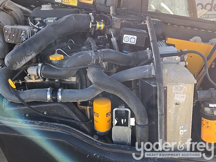 2016-jcb-510-56-image-39