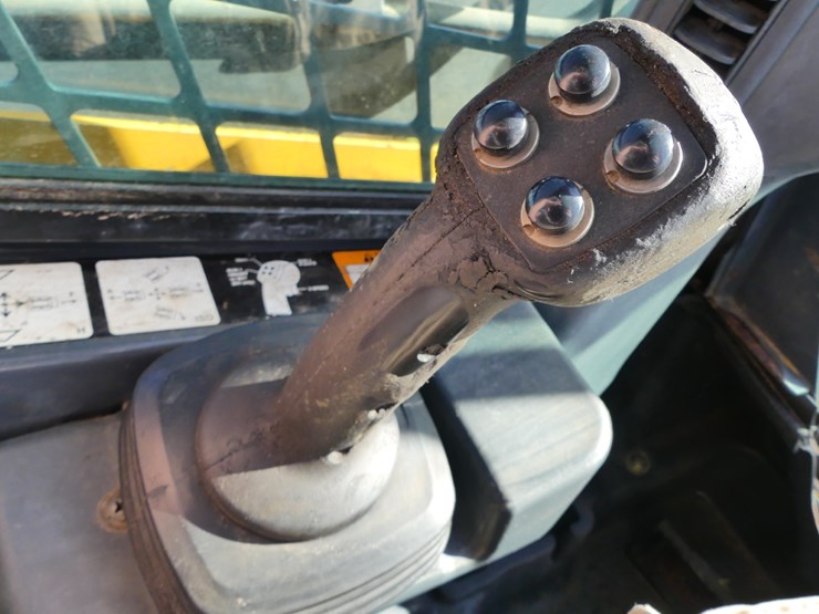 deere-333e-image-12