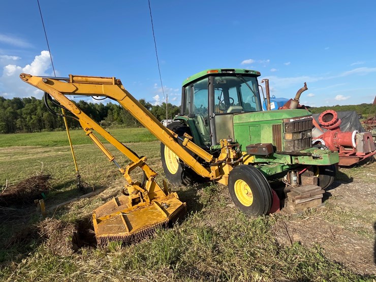#115-•-john-deere-tractor-with-side-cutter-image-1