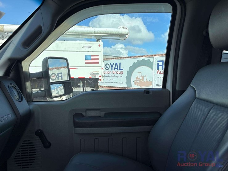 2015-ford-f550-image-14