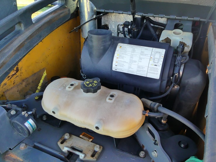 deere-333e-image-7