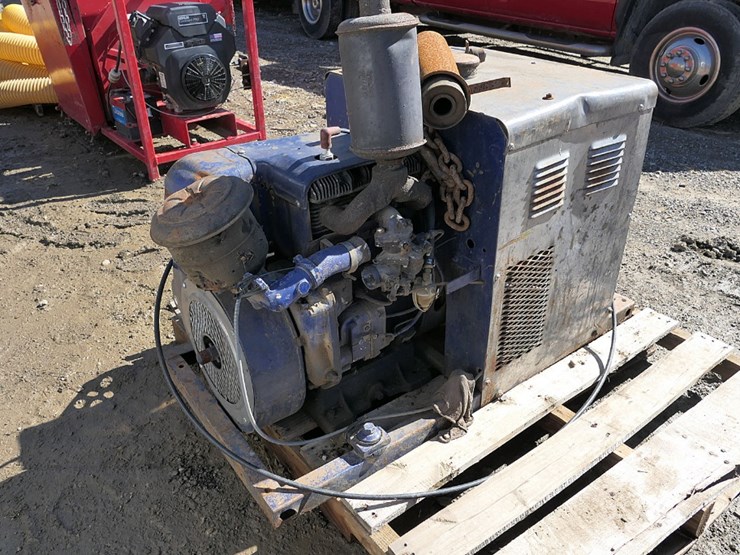 hobart-portable-welder-/-gen,-sn:aaw-88800,-wisconsin-gas-image-2