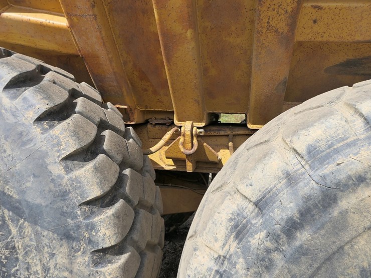 1994-caterpillar-d400d-image-20