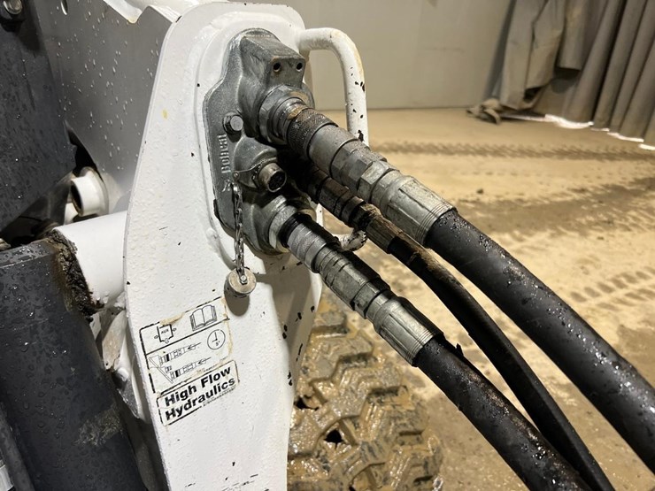 2019-bobcat-t770-image-11