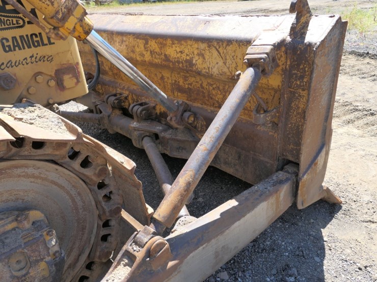 caterpillar-d6c-image-21