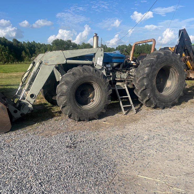 NEW HOLLAND 8010