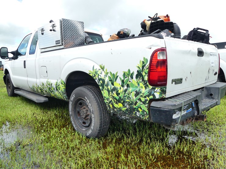 2011-ford-f350-xl-image-4