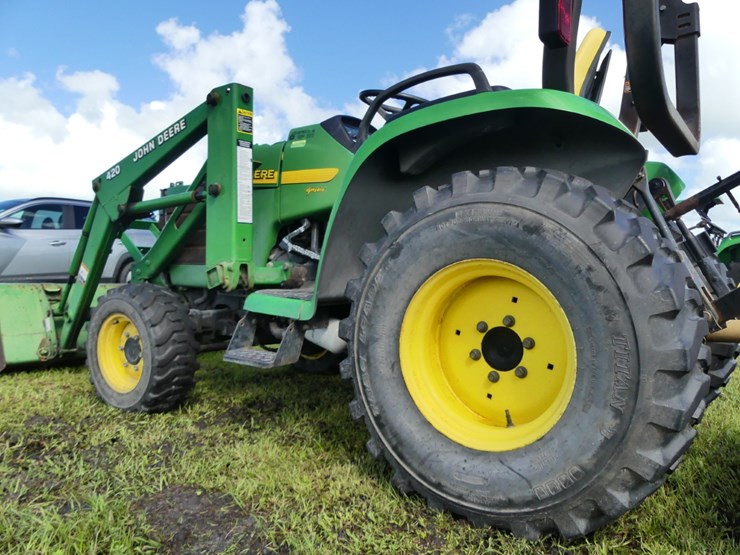 john-deere-4210-image-6