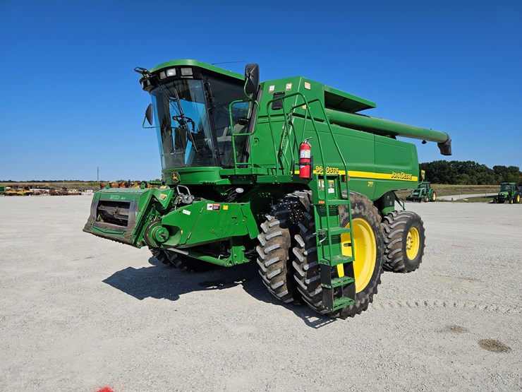 2004-john-deere-9660-sts-image-1