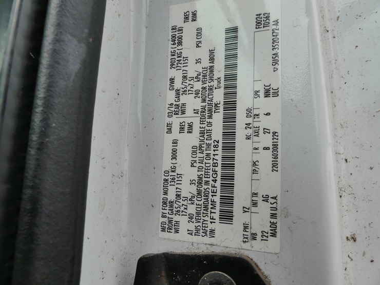 2016-ford-f150-xl-image-14