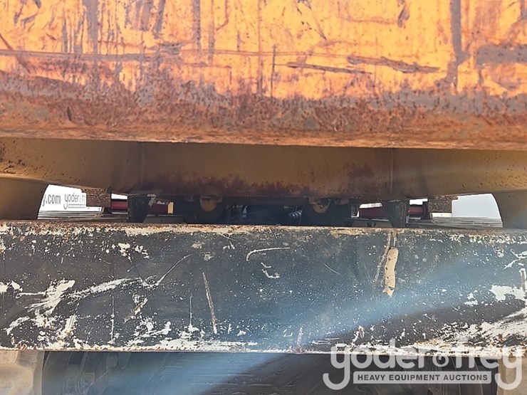 2012-morooka-mst2200-image-15