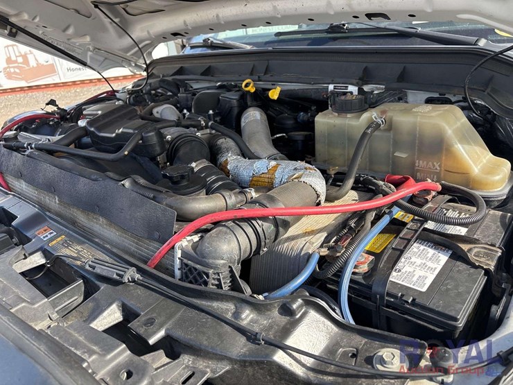 2015-ford-f550-image-19