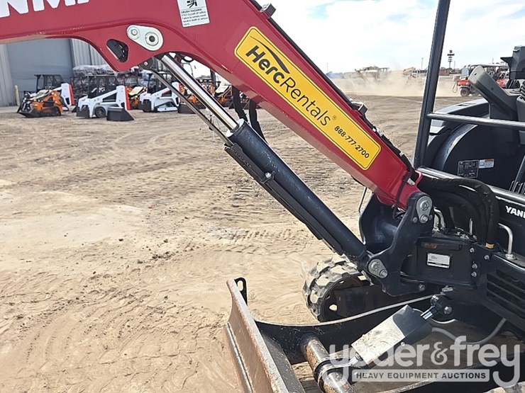 2022-yanmar-vio35-6a-image-28