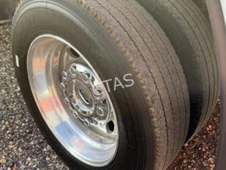 2022-ford-f450-image-13