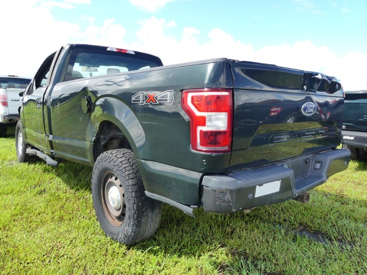 2019-ford-f150-xl-image-3