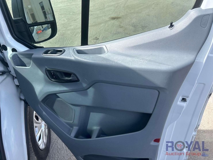 2016-ford-transit-image-20