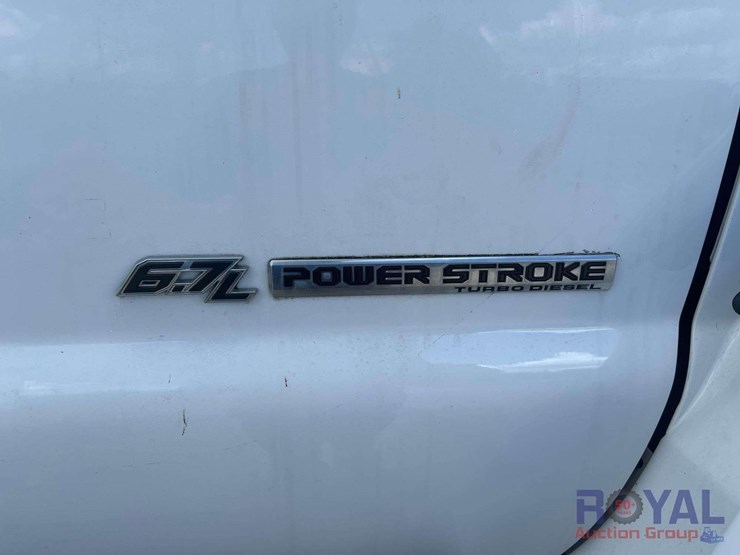 2017-ford-f650-image-23