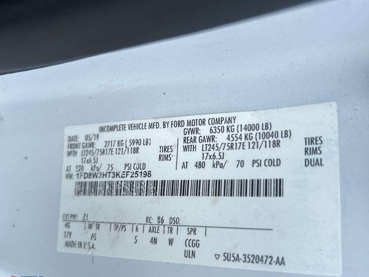 2019-ford-f350-image-5