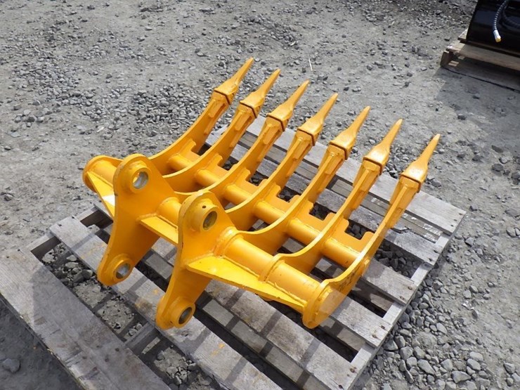 caterpillar-305-image-3