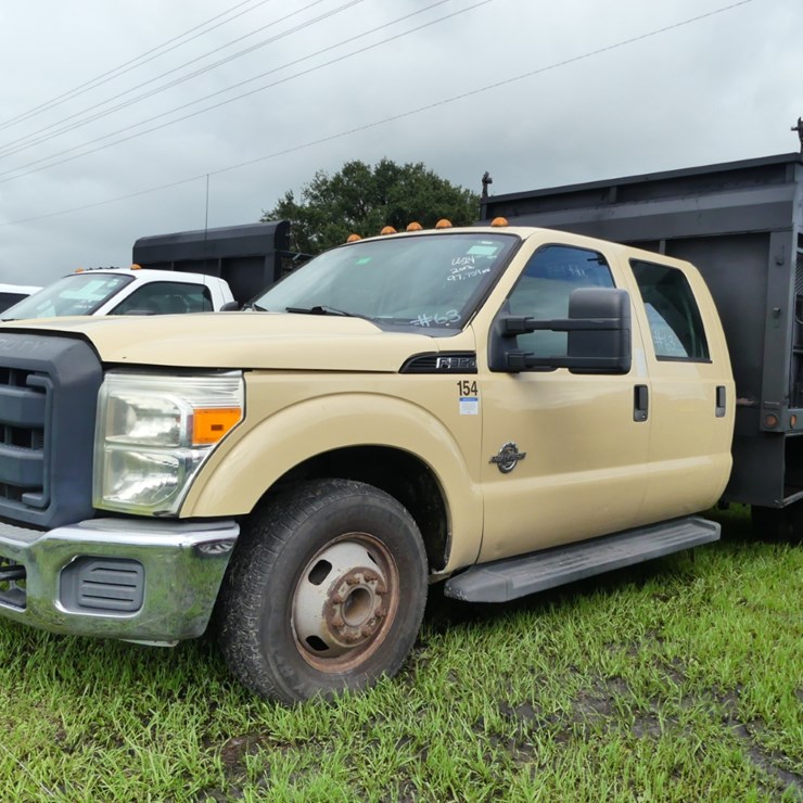 2012 FORD F350 XL