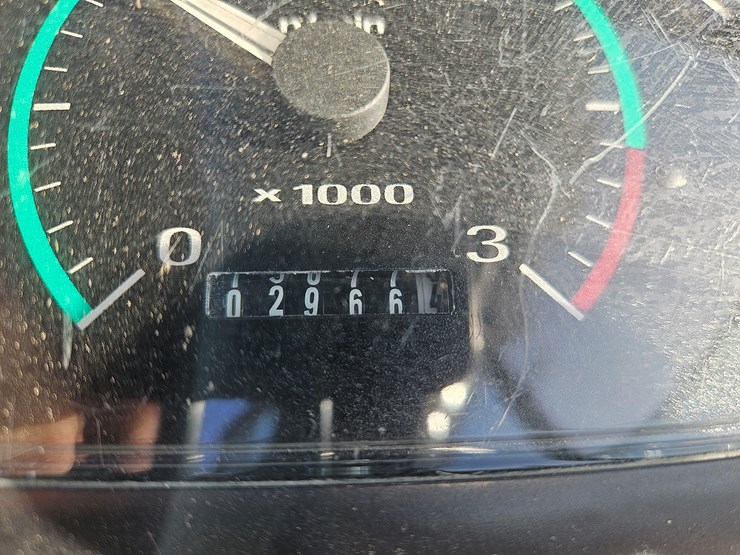 2007-case-570m-xt-image-13