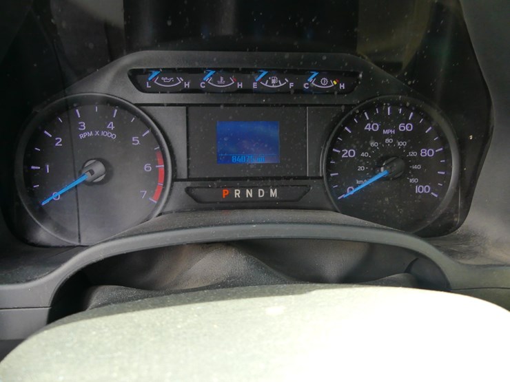 2020-ford-f350-xl-image-13