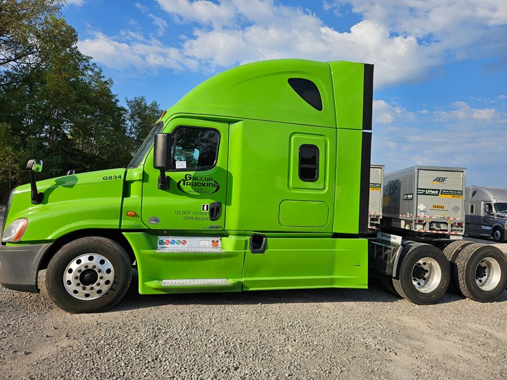 2017-freightliner-cascadia-125-image-5