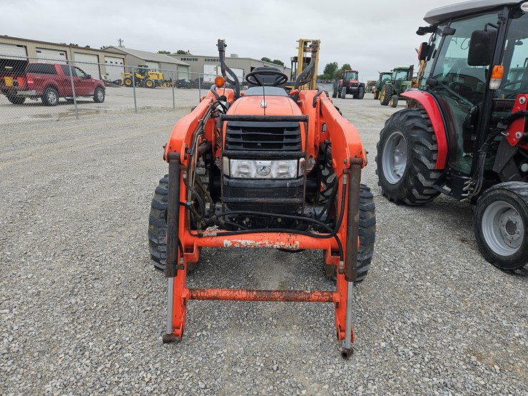 kubota-l3830-image-2