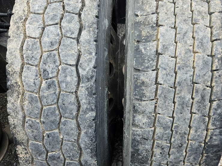 2017-freightliner-cascadia-125-image-91