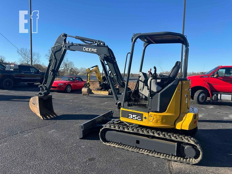 2021-deere-35g-image-2