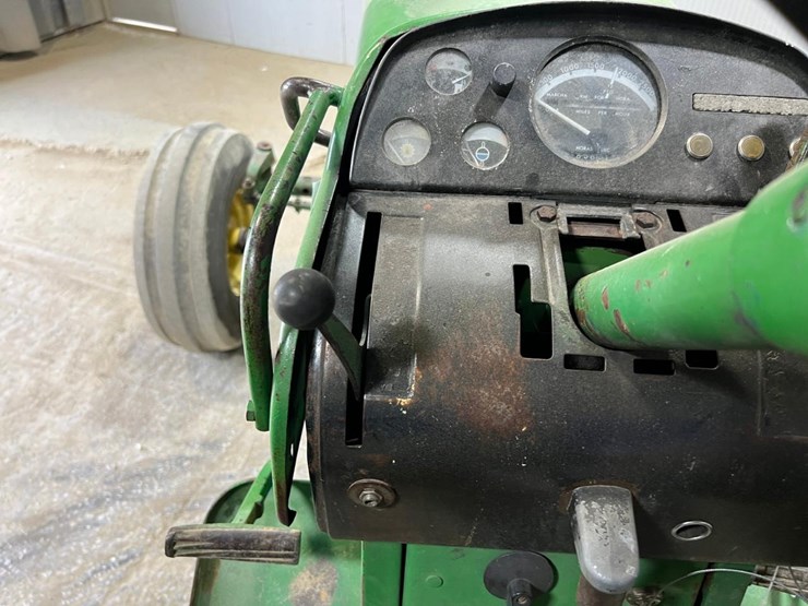 john-deere-4020-image-22