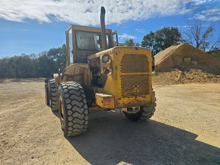 caterpillar-966b-image-17