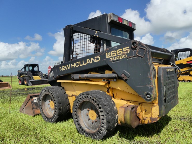 new-holland-lx665-image-4