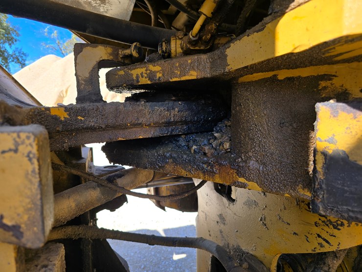 caterpillar-988b-image-53
