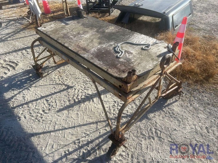 hydraulic-maintenance-workbench-lift-stand-image-3