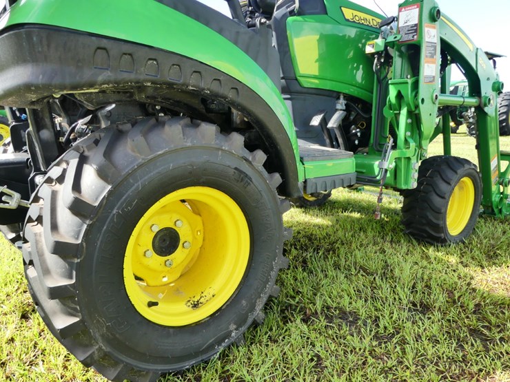 john-deere-1025r-image-6