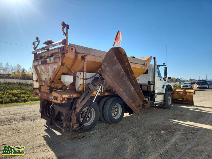 2016-international-workstar-7600-image-4