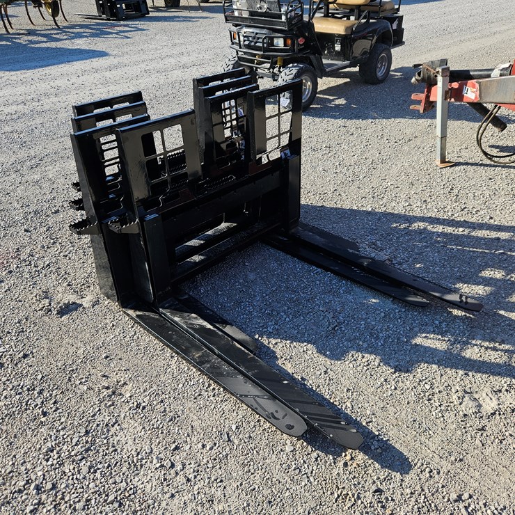 #203175 • New WT Pallet Forks