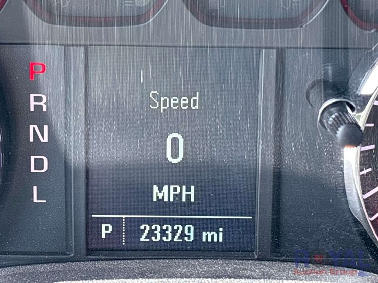 2017-chevrolet-silverado-1500-image-8