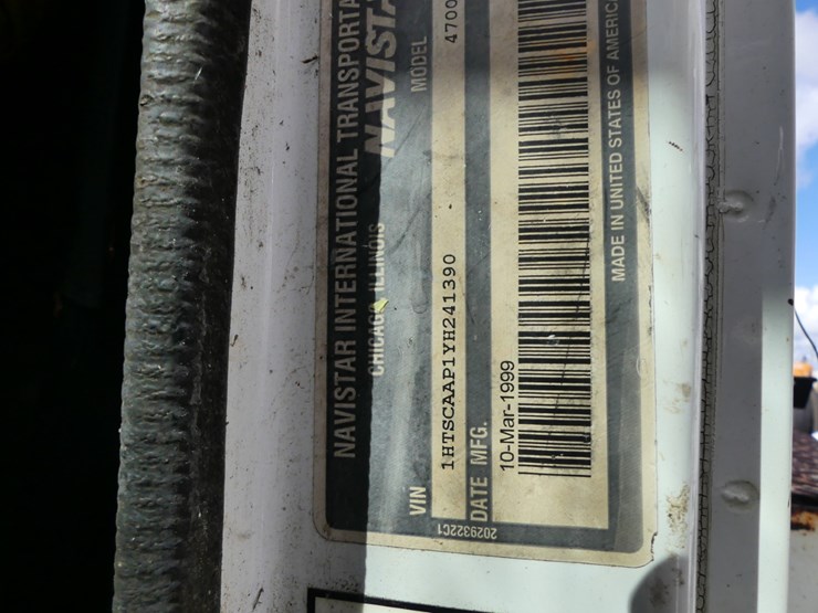 2000-international-4700-image-18