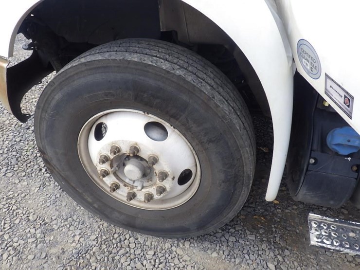 2015-international-durastar-4300-image-29