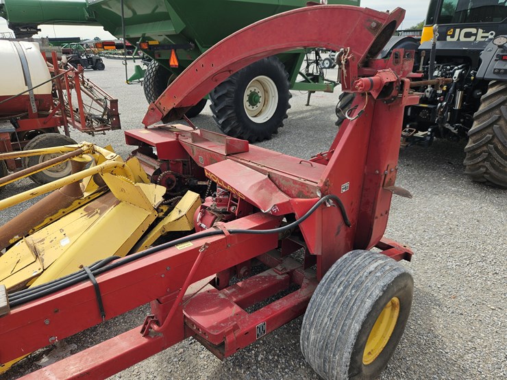 new-holland-892-image-8
